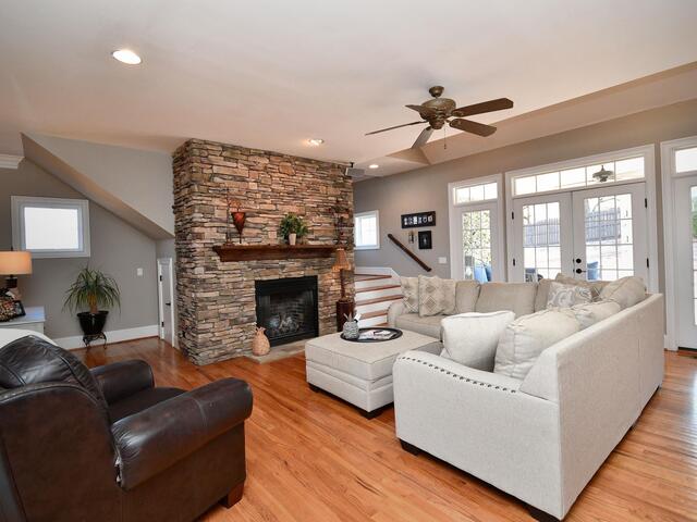 Photo of 125 Walnut Creek Way