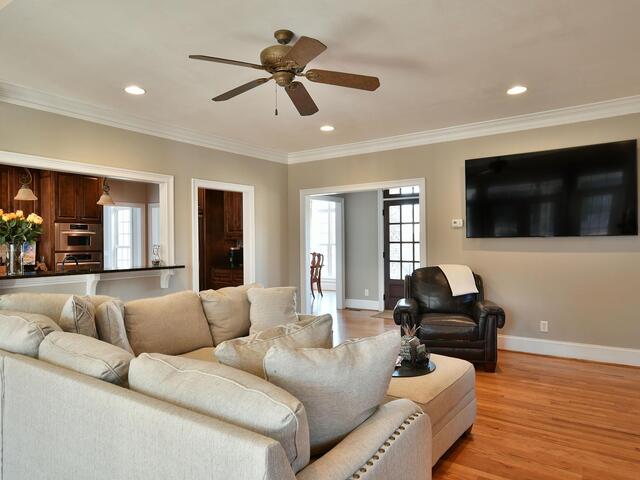 Photo of 125 Walnut Creek Way