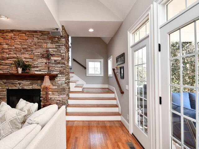 Photo of 125 Walnut Creek Way