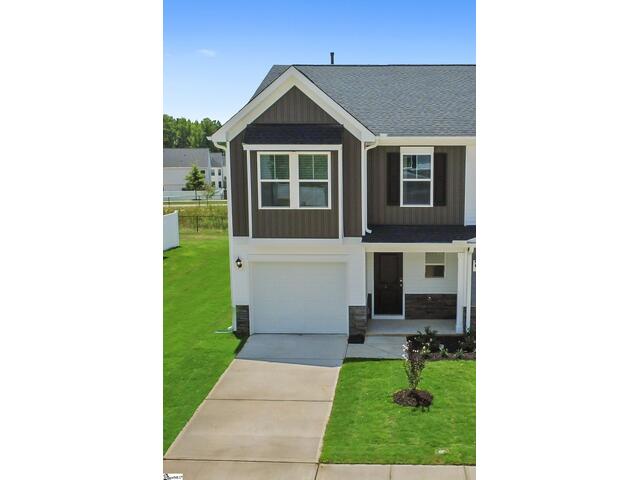 Photo of 112 McLauren Place