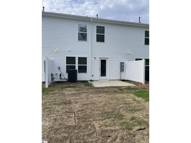 Photo of 112 McLauren Place