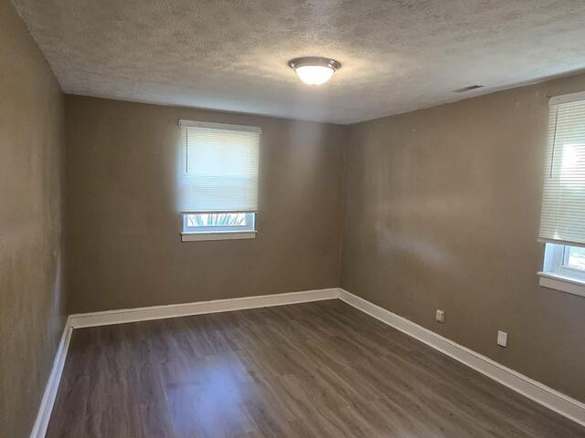 Photo of 10 Glenwood Lane