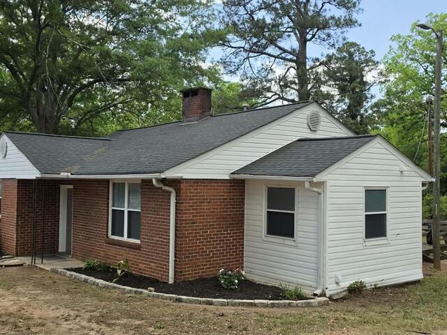 Photo of 10 Glenwood Lane