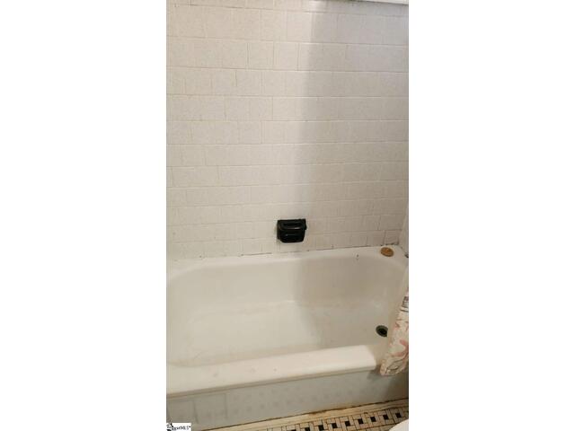 Photo of 10 Glenwood Lane