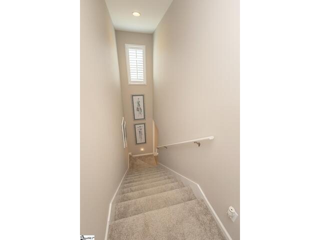 Photo of 106 Harbour Springs Way
