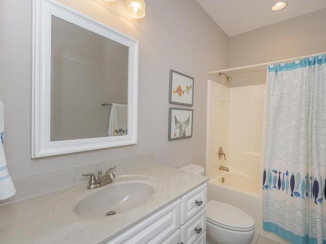 Photo of 106 Harbour Springs Way