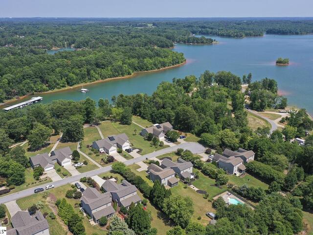 Photo of 106 Harbour Springs Way