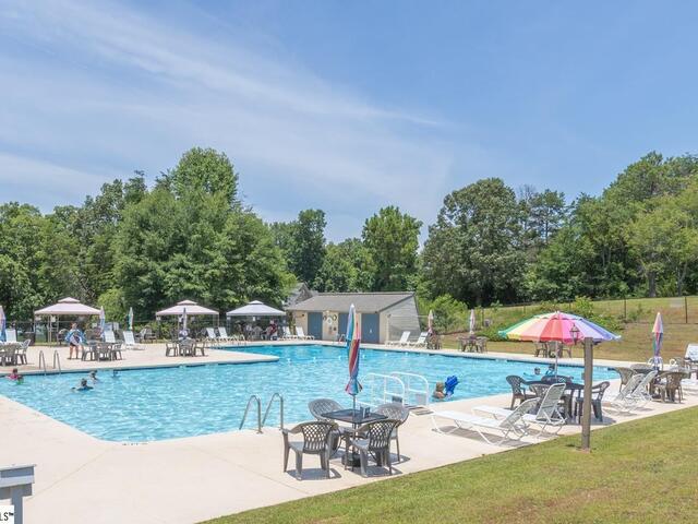 Photo of 106 Harbour Springs Way