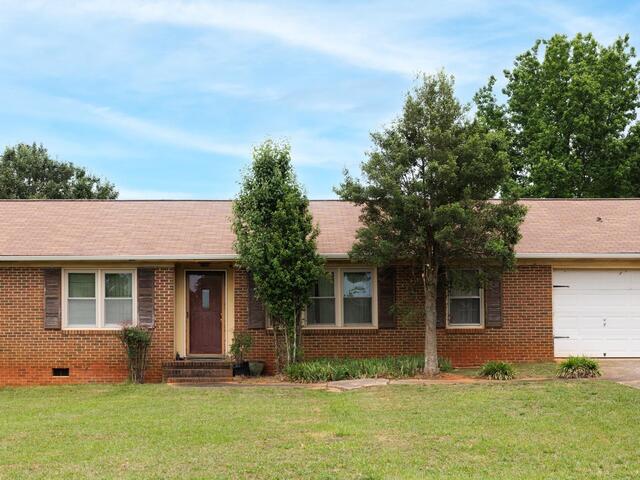 Photo of 122 Whitestone Avenue