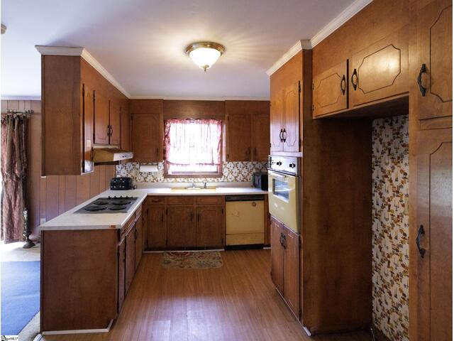 Photo of 122 Whitestone Avenue