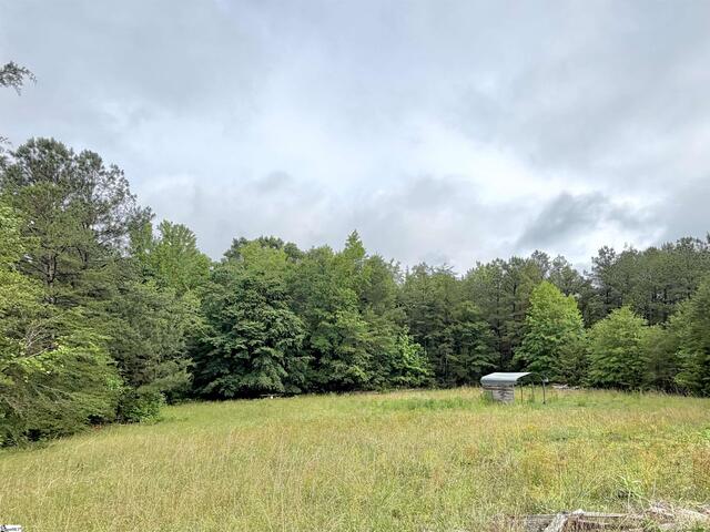 Photo of 588 Douglas Road