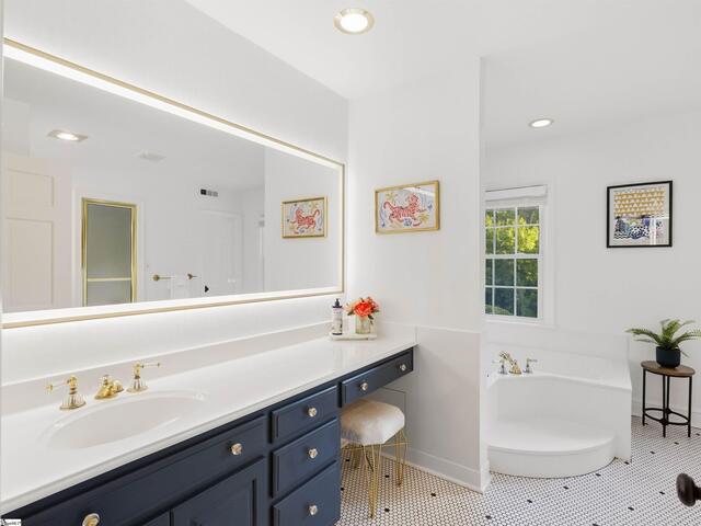 Photo of 1215 Roe Ford Road