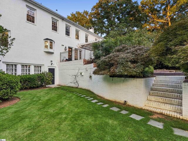 Photo of 1215 Roe Ford Road