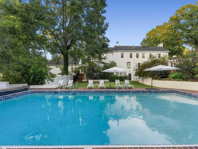 Photo of 1215 Roe Ford Road