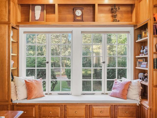 Photo of 1215 Roe Ford Road