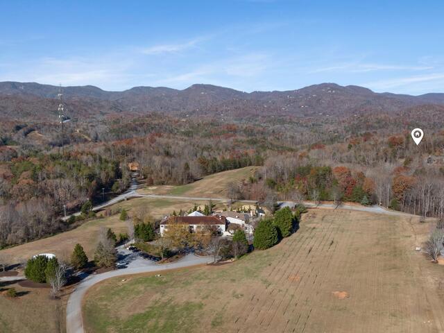 Photo of 219 Luberon Lane