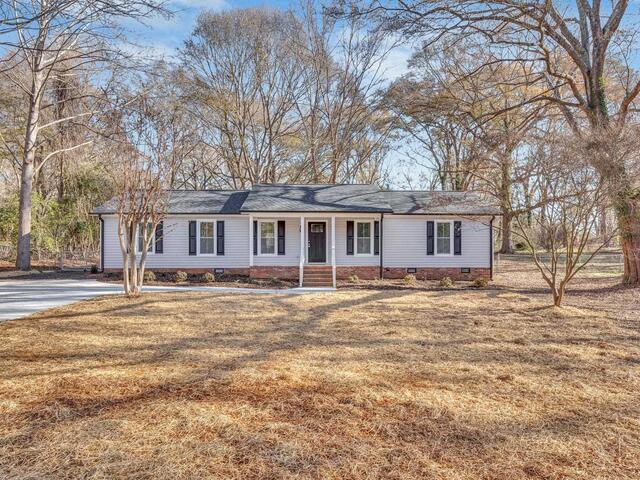 Photo of 901 Standing Springs Road