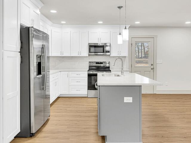 Photo of 901 Standing Springs Road