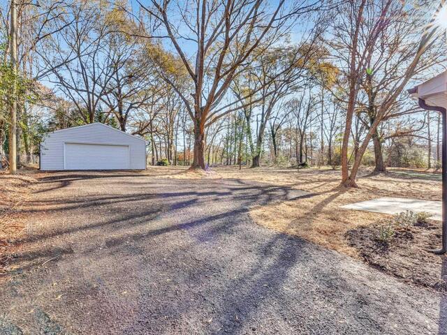 Photo of 901 Standing Springs Road