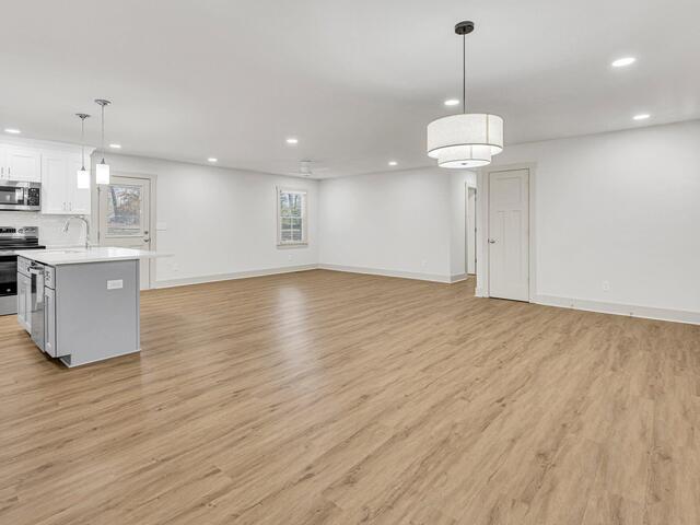 Photo of 901 Standing Springs Road