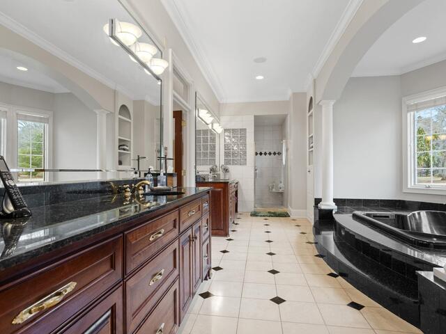 Photo of 1035 Willis Road