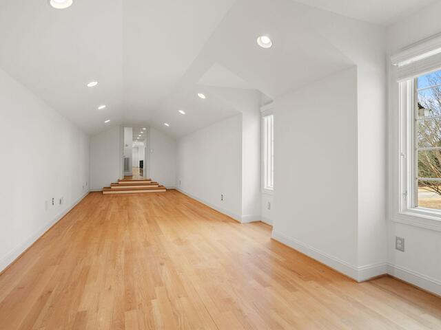 Photo of 1035 Willis Road