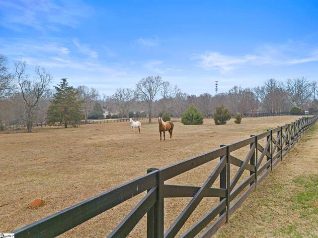 Photo of 1035 Willis Road