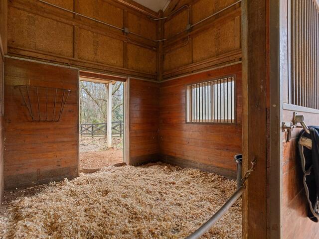 Photo of 1035 Willis Road