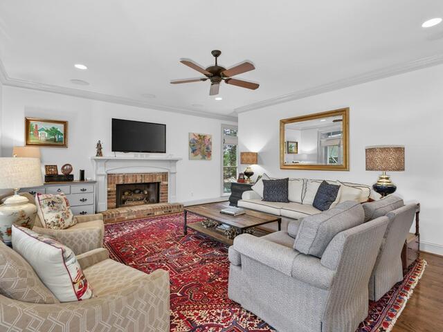 Photo of 108 Hunters Run