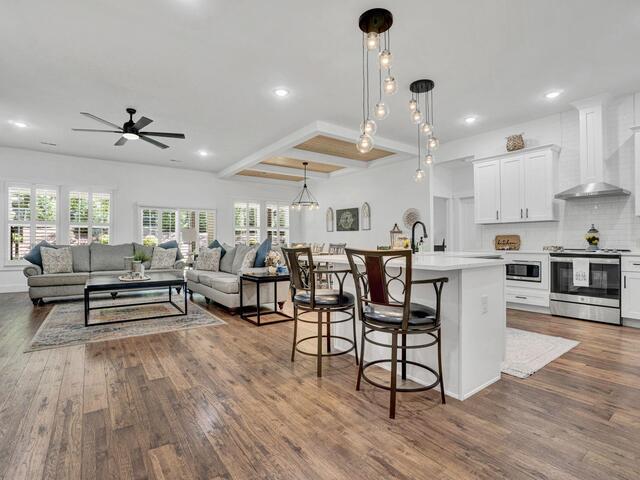Photo of 165 Lake Bowen Drive
