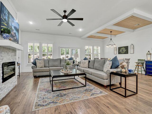 Photo of 165 Lake Bowen Drive