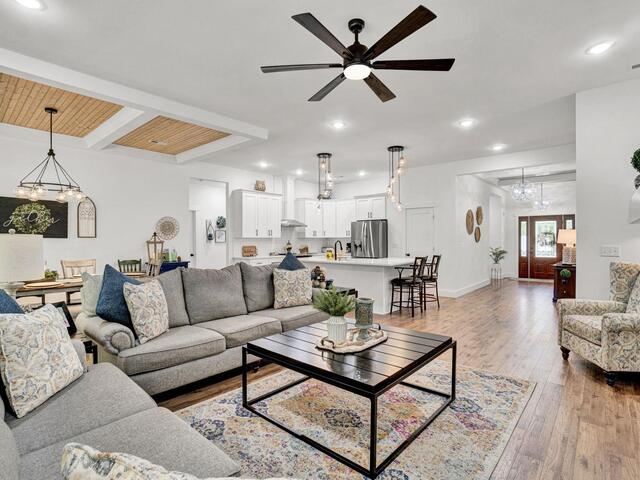 Photo of 165 Lake Bowen Drive