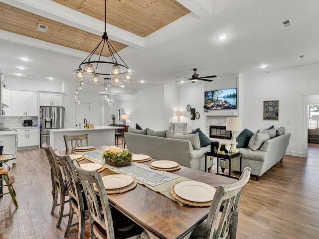 Photo of 165 Lake Bowen Drive