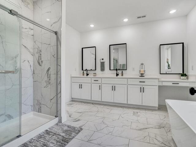 Photo of 165 Lake Bowen Drive