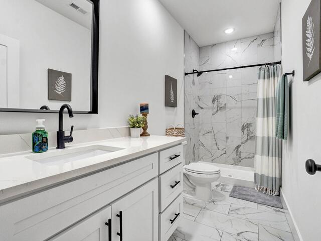 Photo of 165 Lake Bowen Drive