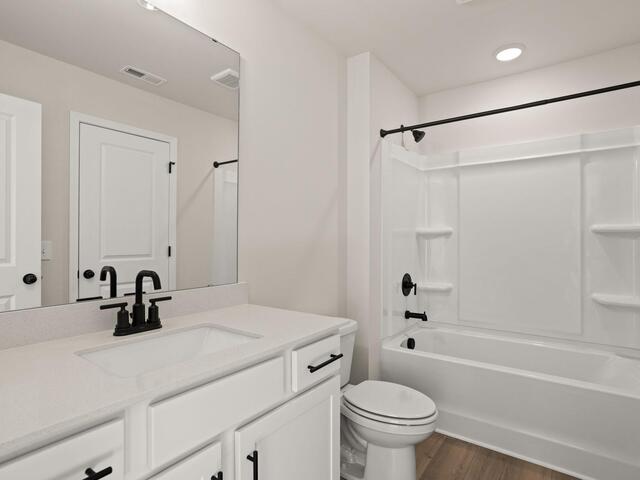 Photo of 652 Columbus Circle