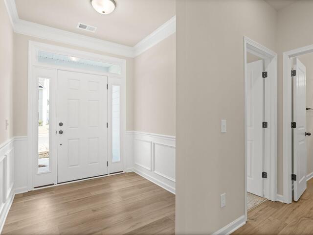 Photo of 652 Columbus Circle