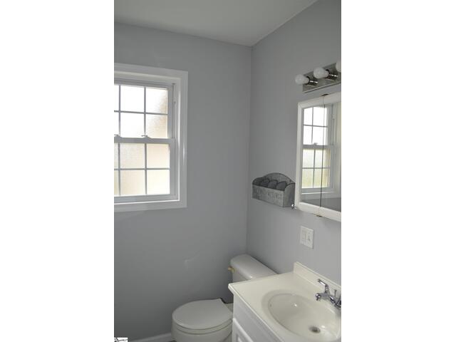 Photo of 1006 Hampton Road