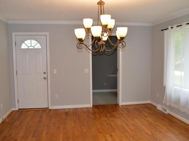 Photo of 1006 Hampton Road