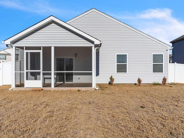 Photo of 1088 Longstone Way