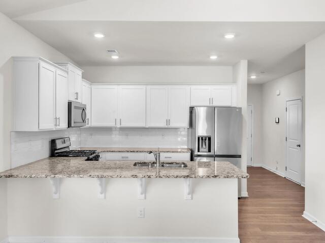 Photo of 1088 Longstone Way