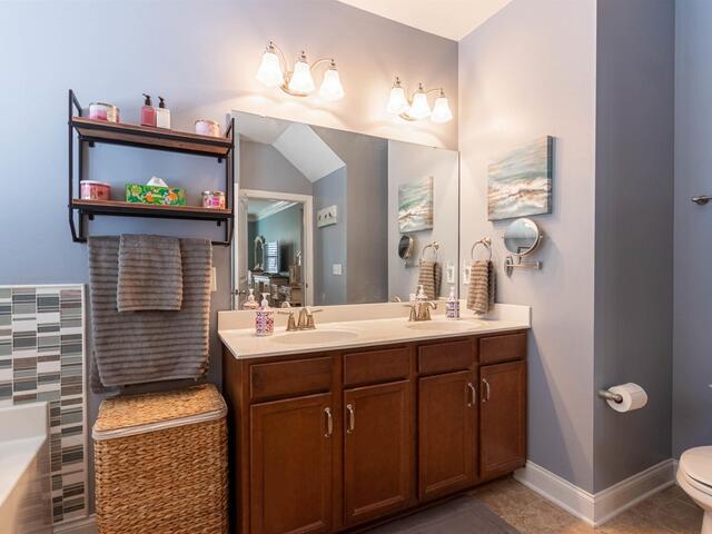 Photo of 14 KITTERY Drive