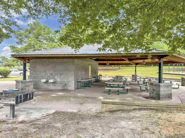 Photo of 14 KITTERY Drive