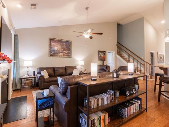 Photo of 14 KITTERY Drive