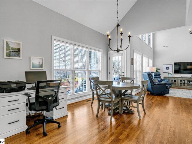 Photo of 4 Hoptree Drive