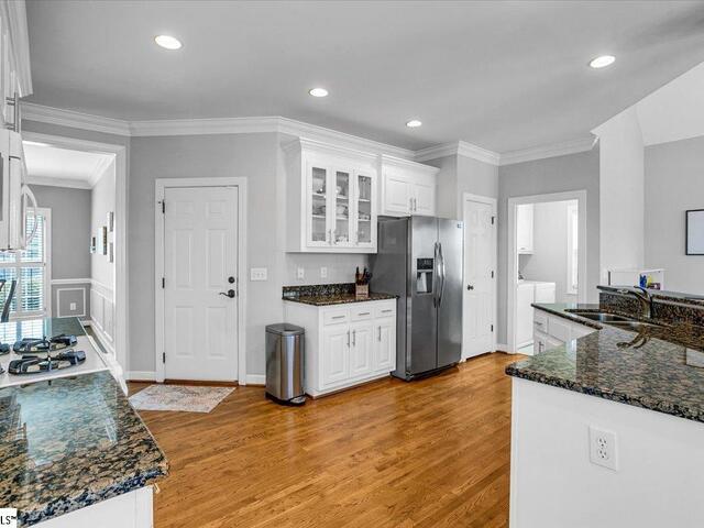 Photo of 4 Hoptree Drive