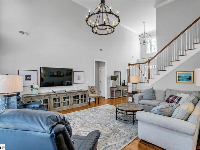 Photo of 4 Hoptree Drive