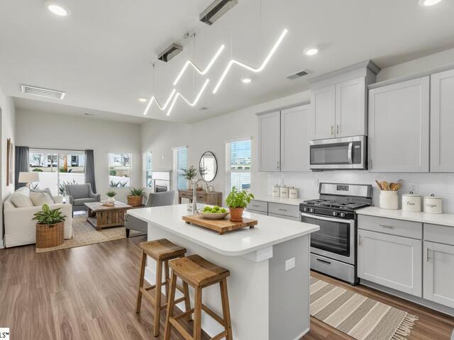 Photo of 150 Bromes Way