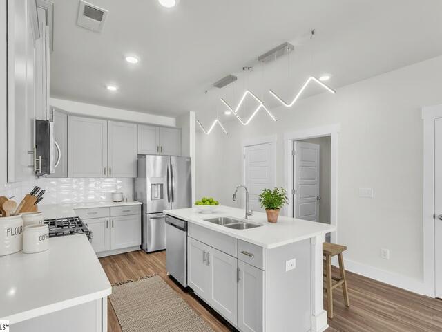 Photo of 150 Bromes Way