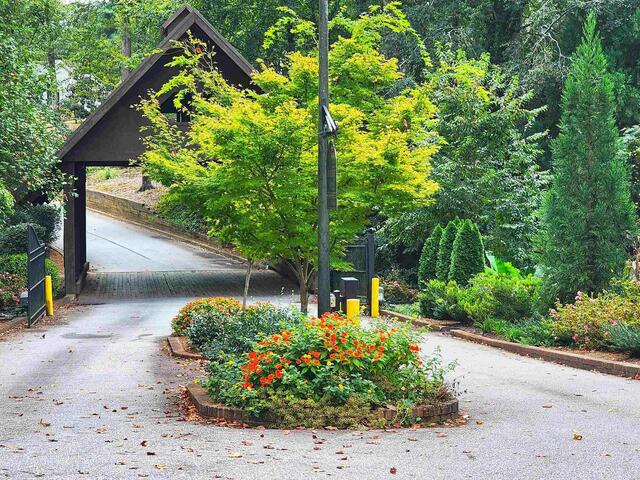 Photo of 72 Marshall Bridge Drive